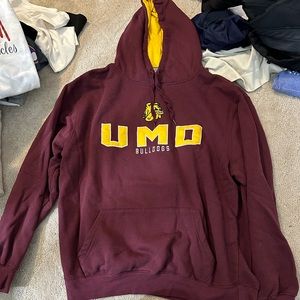 Women’s UMD Bulldogs Sweatshirt